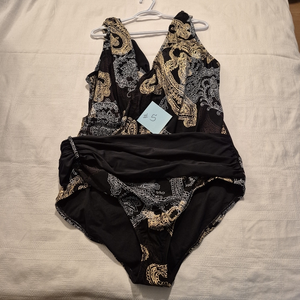 Marcus Lemonis Siloett women's size 26W black 1 piece swim suit NWT #5